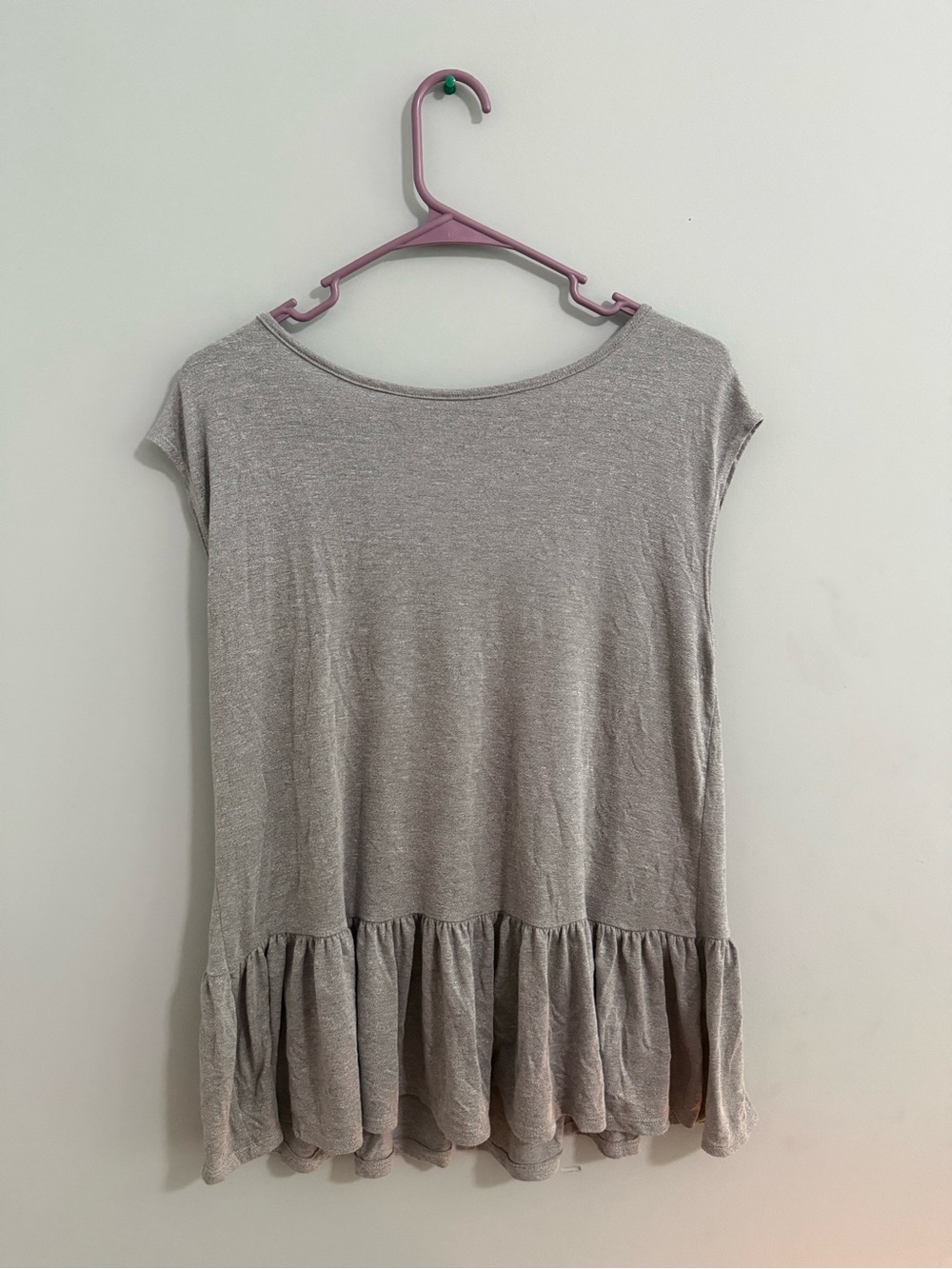 Ginger G Gray V-Neck Knit Top